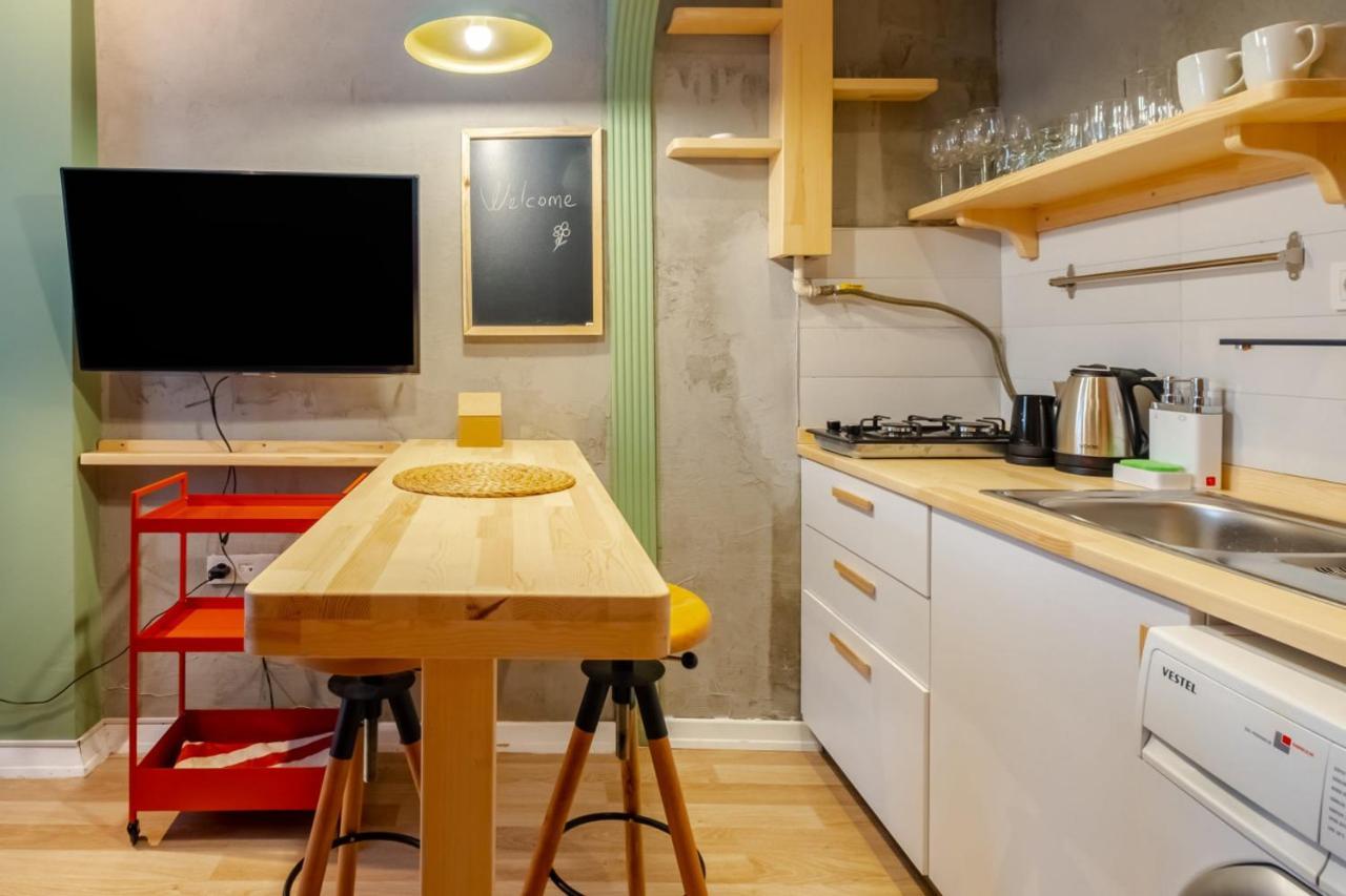 Apartamento Pleasant Flat Near Taksim Square In Beyoglu Estambul Exterior foto