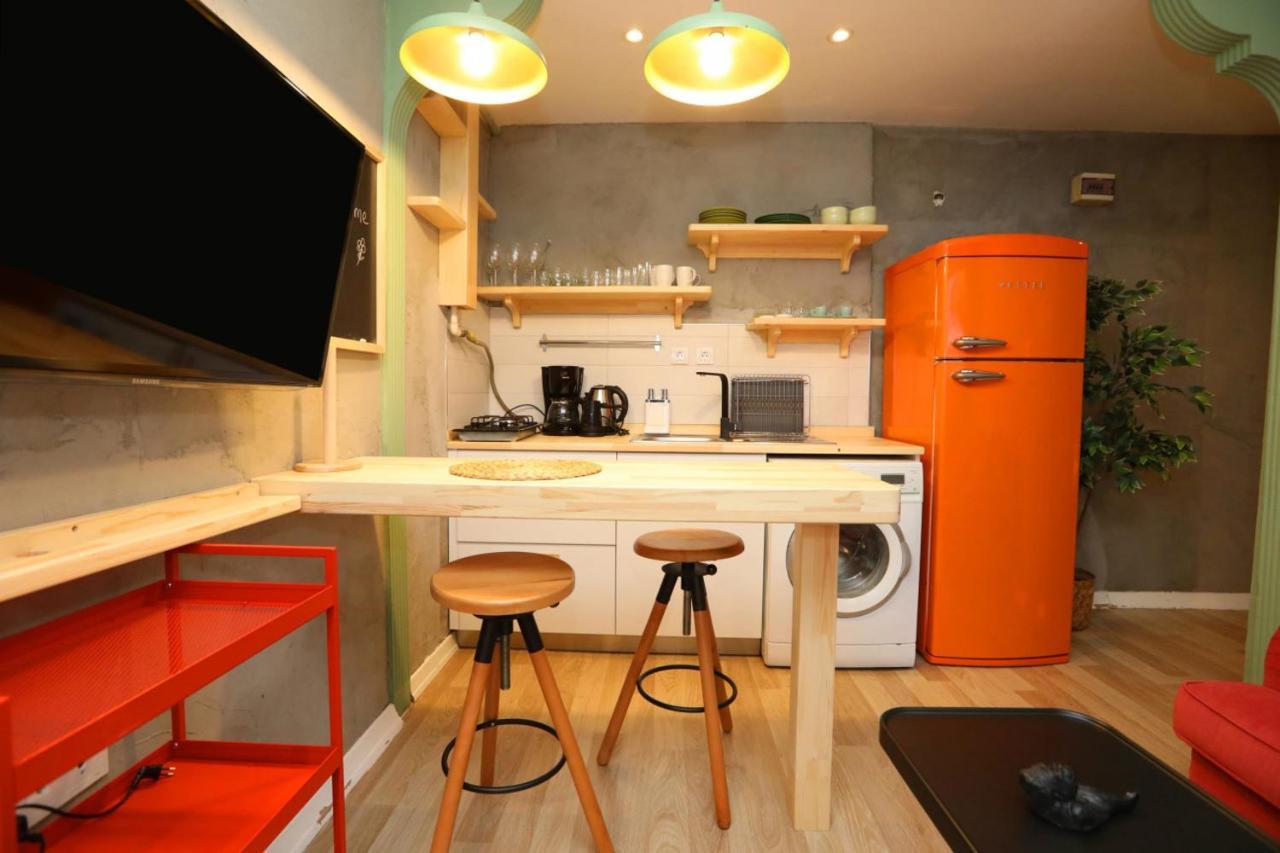 Apartamento Pleasant Flat Near Taksim Square In Beyoglu Estambul Exterior foto